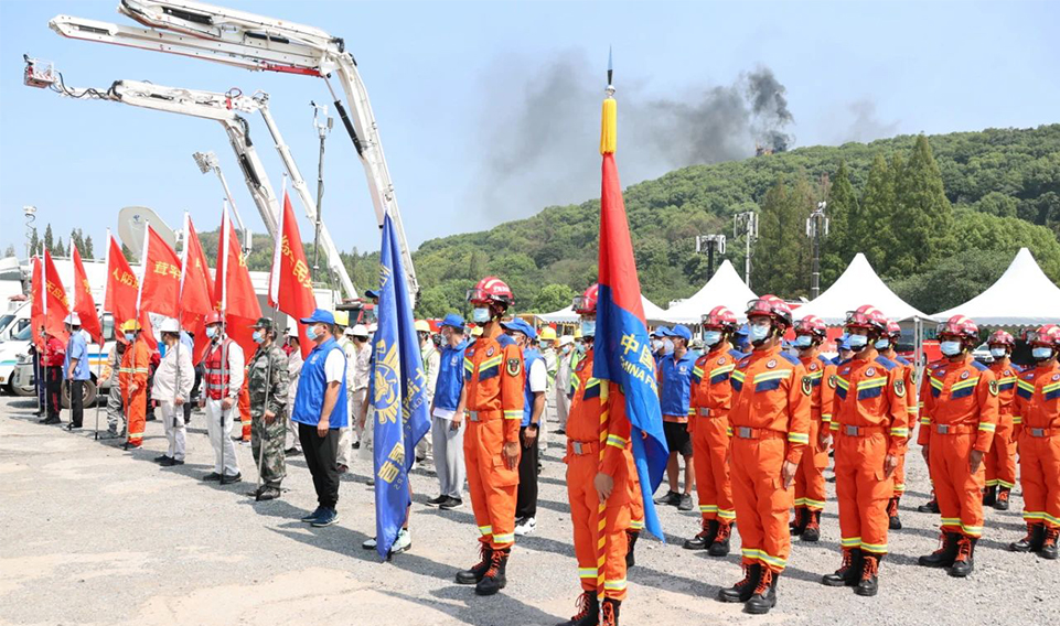 上海誠格集團隔熱斗篷助力佘山森林防火演練，為城市綠肺保駕護航